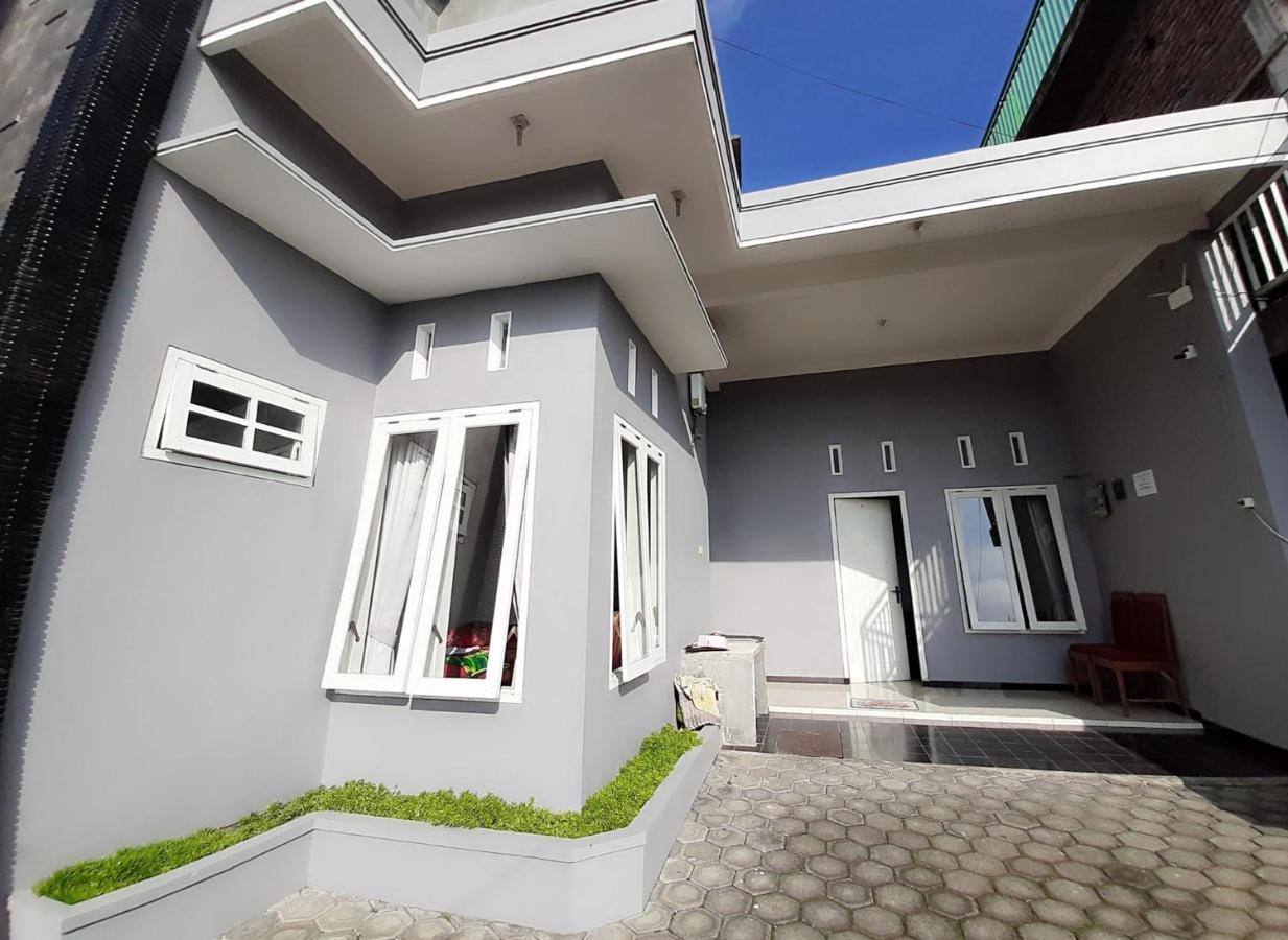 Villa Monesa Tretes Pasuruan Εξωτερικό φωτογραφία